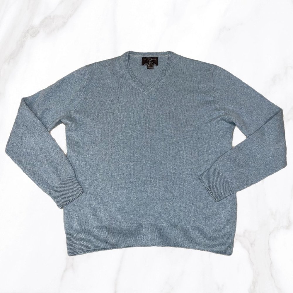 Black Brown 1826‎ Men's Powder Blue 100% Cashmere V-Neck Sweater, Size L